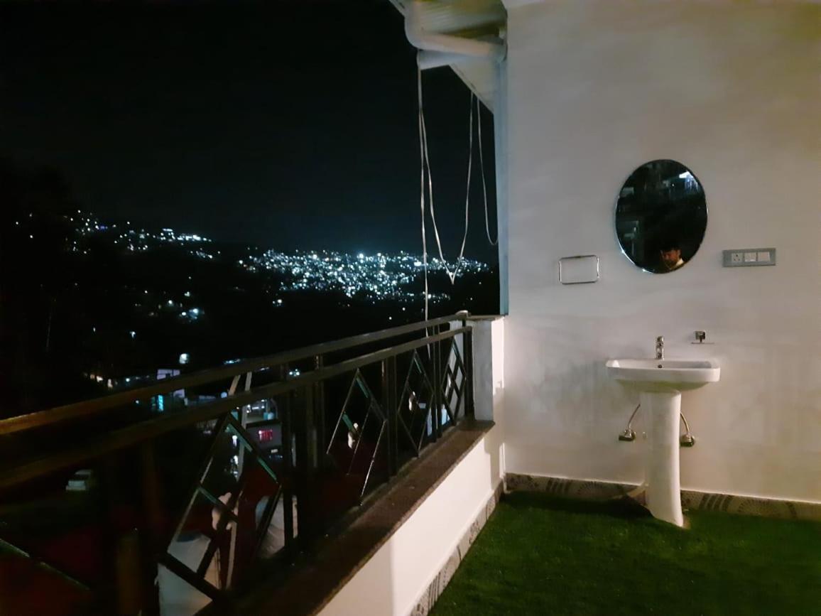 The Moonlight Stay - Shimla Bagian luar foto